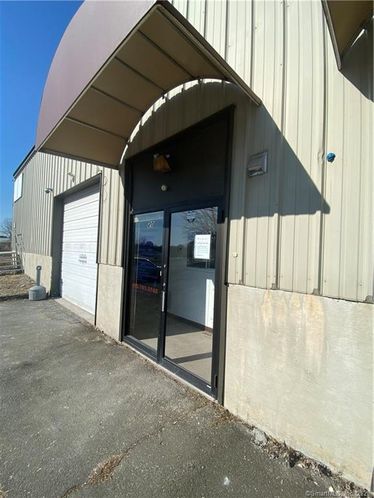 9 Moody Rd, Enfield, CT 06082